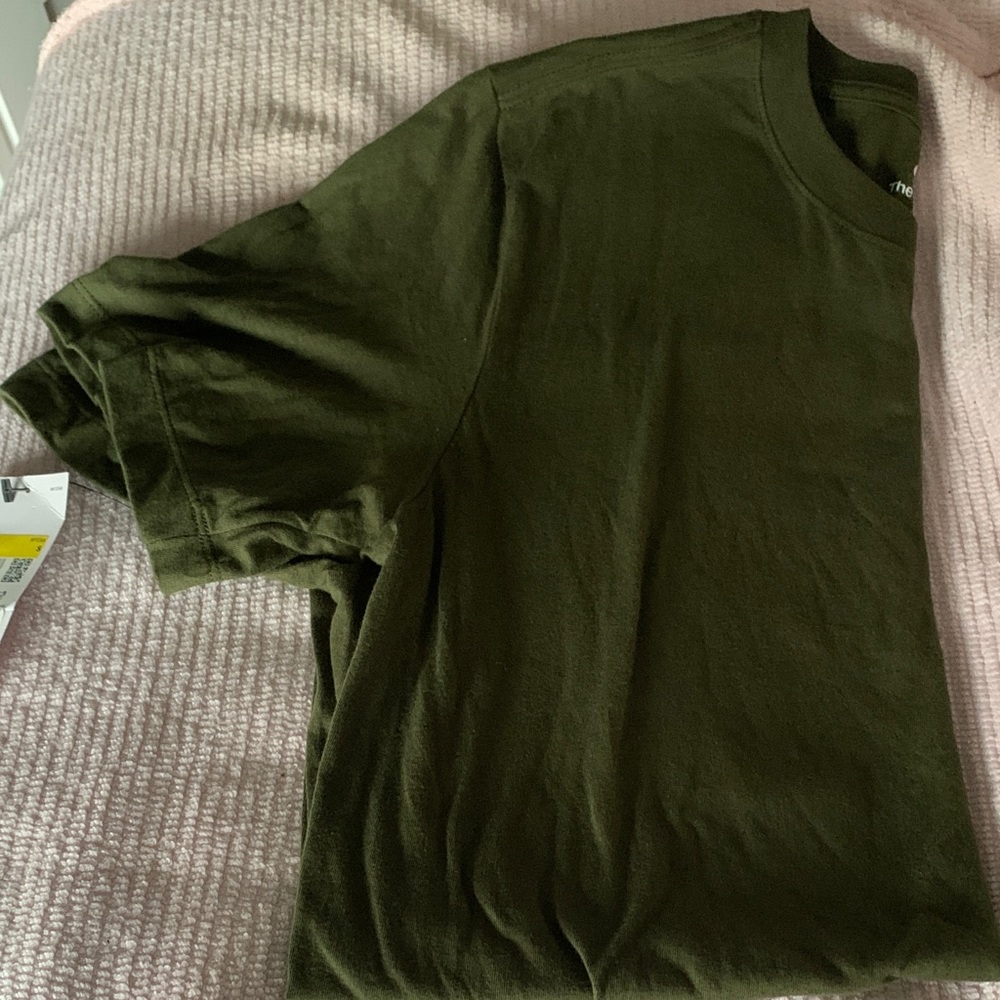 Nike Men's Olive Green Short Sleeve Tee with Yellow Swoosh - Picture 4 of 4
